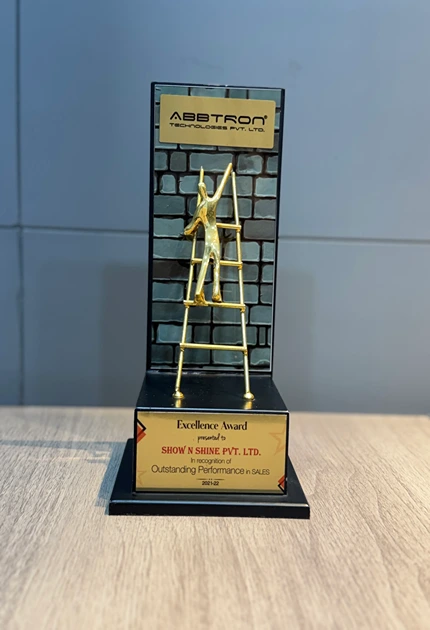Show n Shine award 4